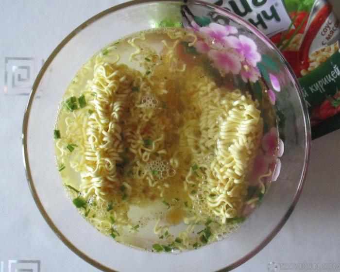 
                            Лапша быстрого приготовления с тушёной курицей и луком &laquo;Биг Ланч&raquo;
                         - отзывы