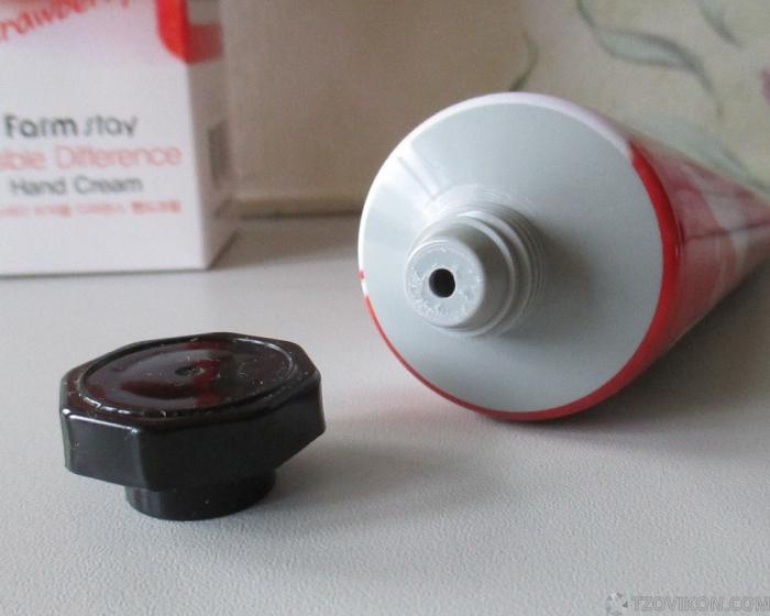 
                            Крем для рук Visible difference Strawberry, Farmstay
                         - отзывы